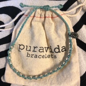 Never worn teal green beaded Pura Vida Bracelet